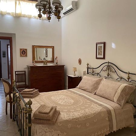 Half House Floridia Vila Exterior foto