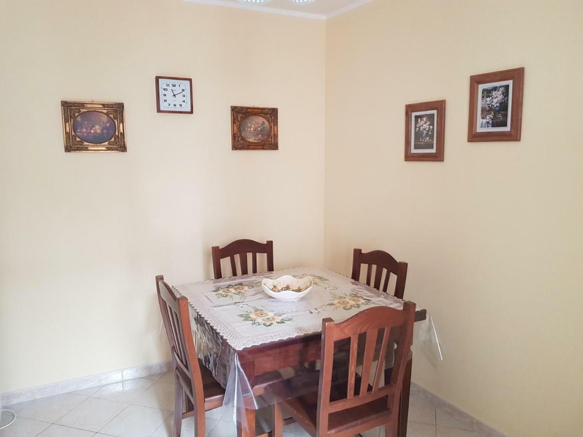 Half House Floridia Vila Exterior foto